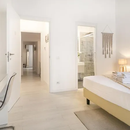 White Ostilia 4* Rzym