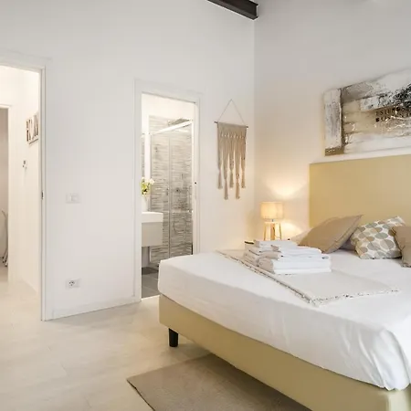 Pensjonat White Ostilia Rzym